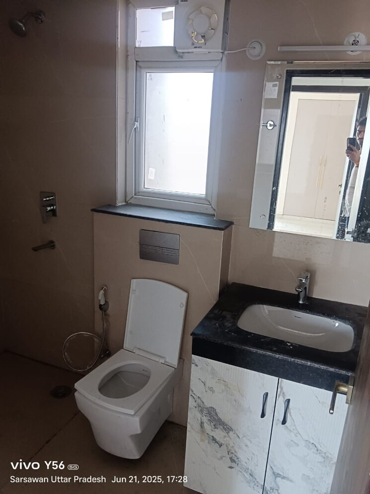 Bathroom, rishita-manhattan 3.5 Bedroom 1680 Sq.Ft. Apartment In Gomti Nagar Lucknow 8853645