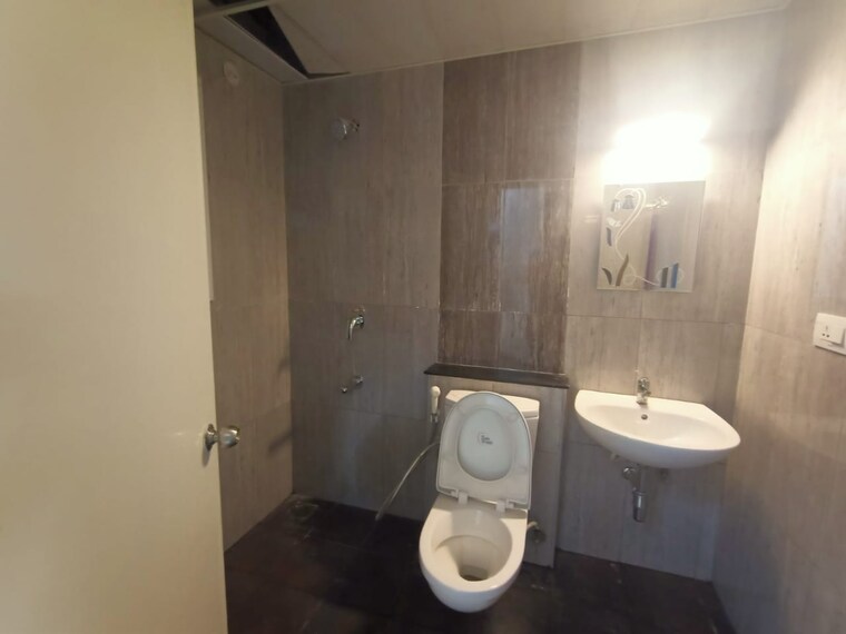 Bathroom, mantri-lithos 2 Bedroom 1380 Sq.Ft. Apartment In Thanisandra Bangalore 8853767