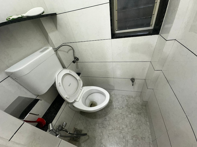 Bathroom, kalyani nagar 1 Bedroom 750 Sq.Ft. Apartment In Kalyani Nagar Pune 8853695