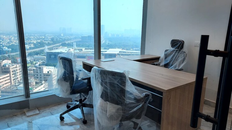 Team Area, london-mart Commercial Office Space 360 Sq.Ft. In Sector 16b Greater Noida Greater Noida 8853754