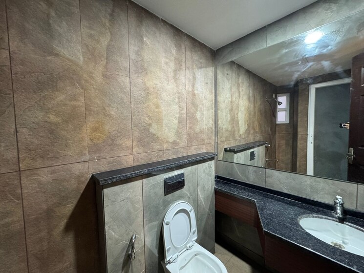 Attached Bathroom, dasnac-burj 4 Bedroom 3300 Sq.Ft. Apartment In Sector 75 Noida 8853791