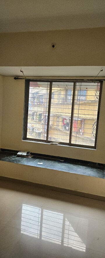 Room in 1 BHK Apartment at Gandharv Darshan, Lower Parel – for Rent
