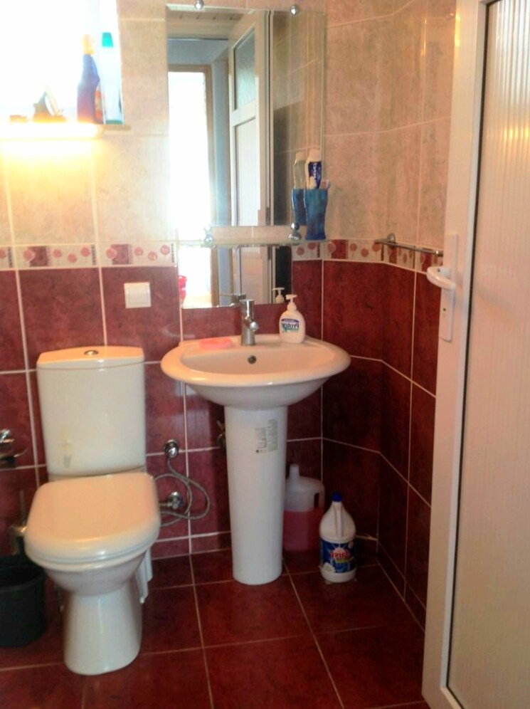 Bathroom, mulund-tulip-chs 3 Bedroom 1200 Sq.Ft. Apartment In Mulund West Mumbai 8853797
