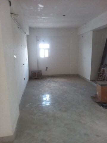 Building Lobby in 3 BHK Apartment at Exhibition Road – for Sale