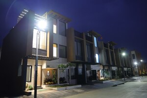 3.5 BHK Independent House – Exterior View View at Ab Bypass Road - for Sale