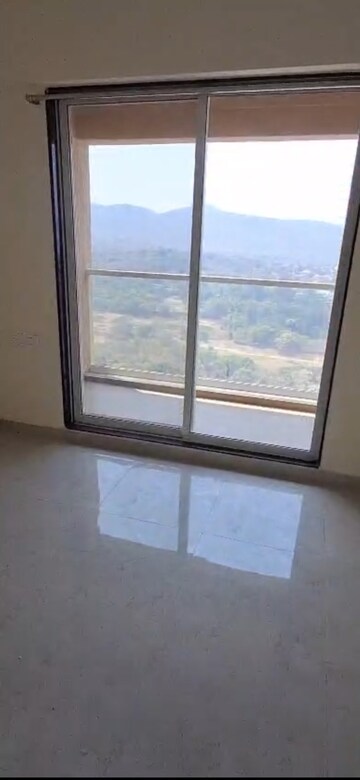 2 BHK Apartment For Sale in Mahavir Kalpavruksha, Ghodbunder Road