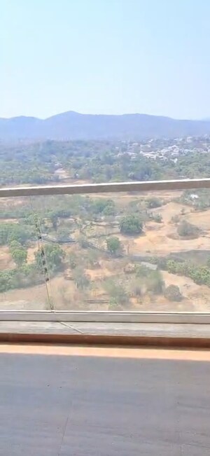 Master Bedroom in 2 BHK Apartment at Mahavir Kalpavruksha, Ghodbunder Road – for Sale