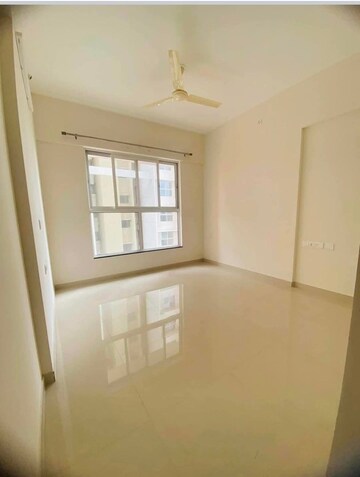 Room in 2 BHK Apartment at Pride Purple Park Astra, Hinjewadi – for Rent