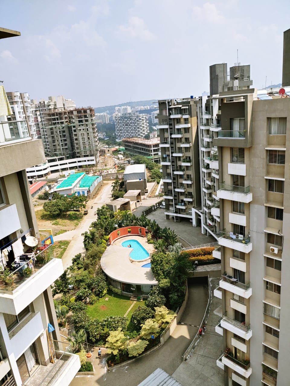 3 BHK + Servant Room Apartment For Rent in Whiling Meadows 