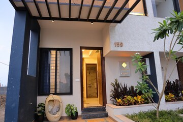 Bedroom in 2 BHK Independent House at Ab Bypass Road – for Sale