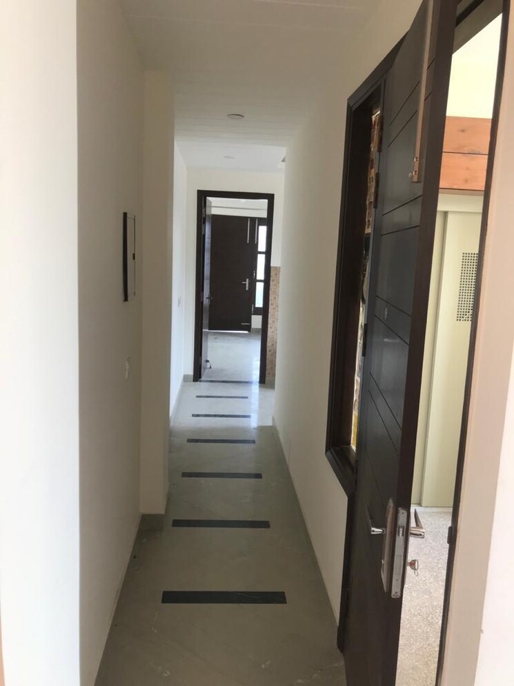 Other, boutique-residential-apartments-c-220 2.5 Bedroom 107 Sq.Yd. Apartment In Malviya Nagar Delhi 8853989