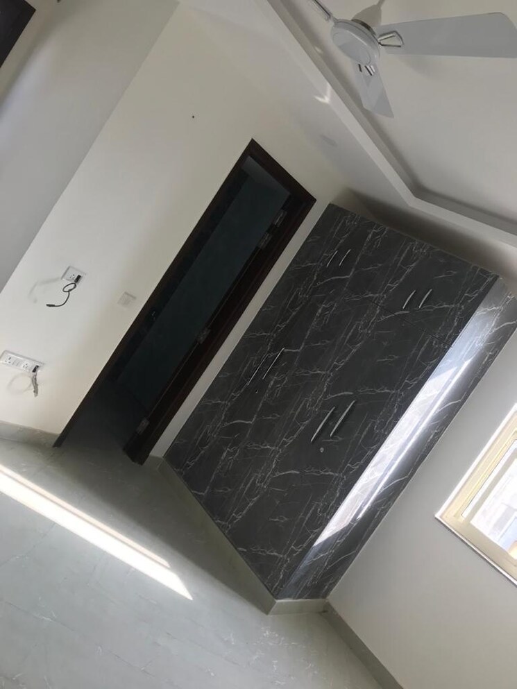 Room, boutique-residential-apartments-c-220 2.5 Bedroom 107 Sq.Yd. Apartment In Malviya Nagar Delhi 8853989