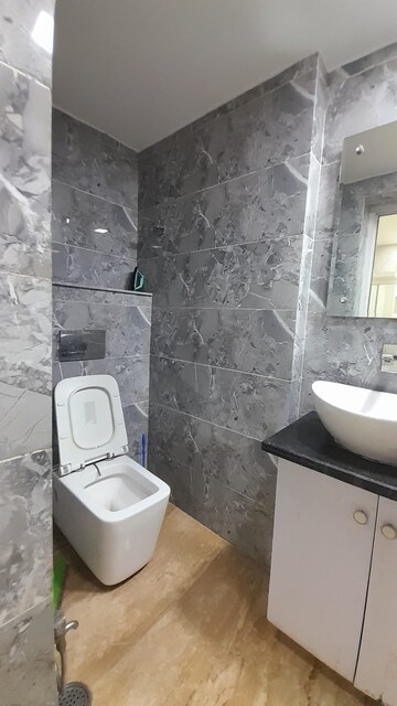 Bathroom in 3 BHK Builder Floor at Shalimar Bagh BH West Block RWA, Shalimar Bagh – for Rent