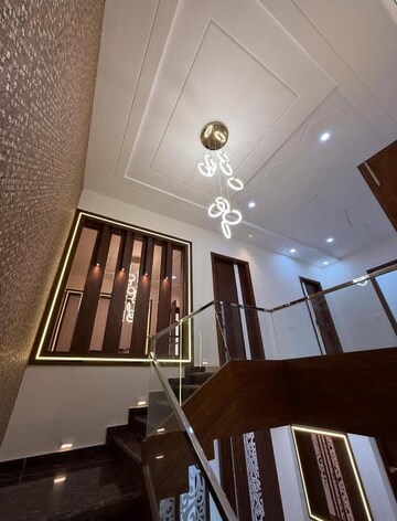 Staircase in 3 BHK Builder Floor at Sector 29 – for Sale