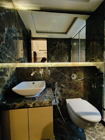 Team Area in 4 BHK Apartment at Ekta Legranz, Chembur – for Sale