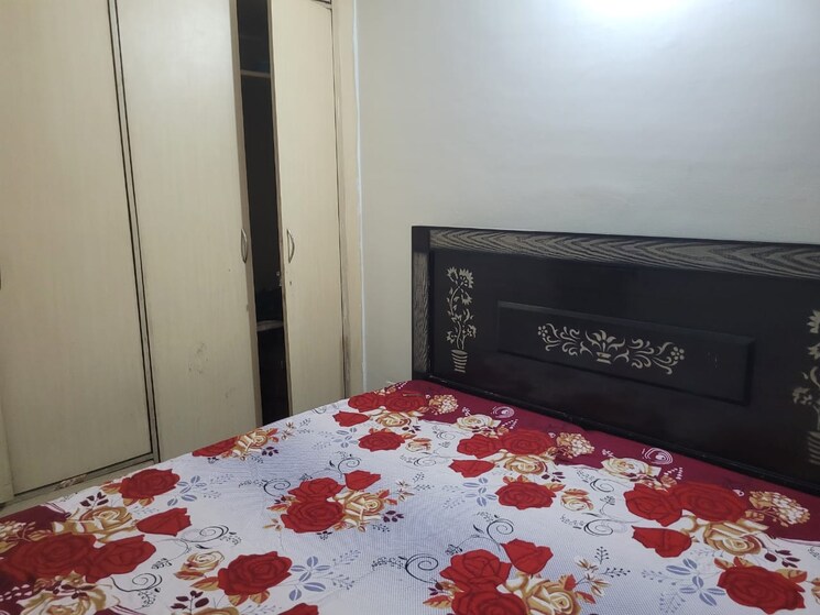 Bedroom, niho-hi-bird-scottish-garden 4 Bedroom 2170 Sq.Ft. Apartment In Ahinsa Khand 2 Ghaziabad 8854097