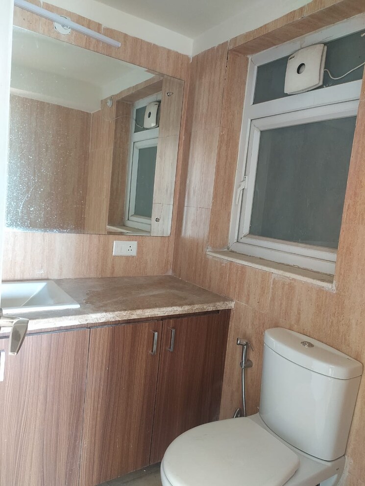 Bathroom, dlf-regal-gardens 3 Bedroom 1744 Sq.Ft. Apartment In Sector 90 Gurgaon 7636477
