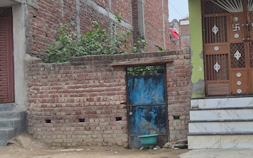 Plot For Sale in Surya Vihar