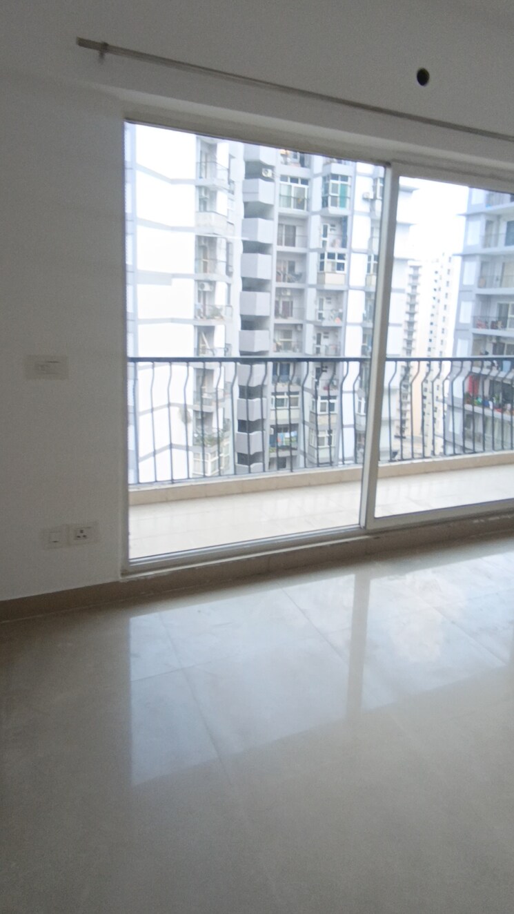Balcony, grihapravesh 3 Bedroom 2276 Sq.Ft. Apartment In Sector 77 Noida 8854108