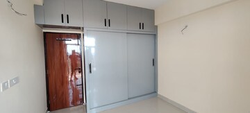 Room in 3.5 BHK Apartment at MCC Signature Heights, Raj Nagar Extension – for Rent