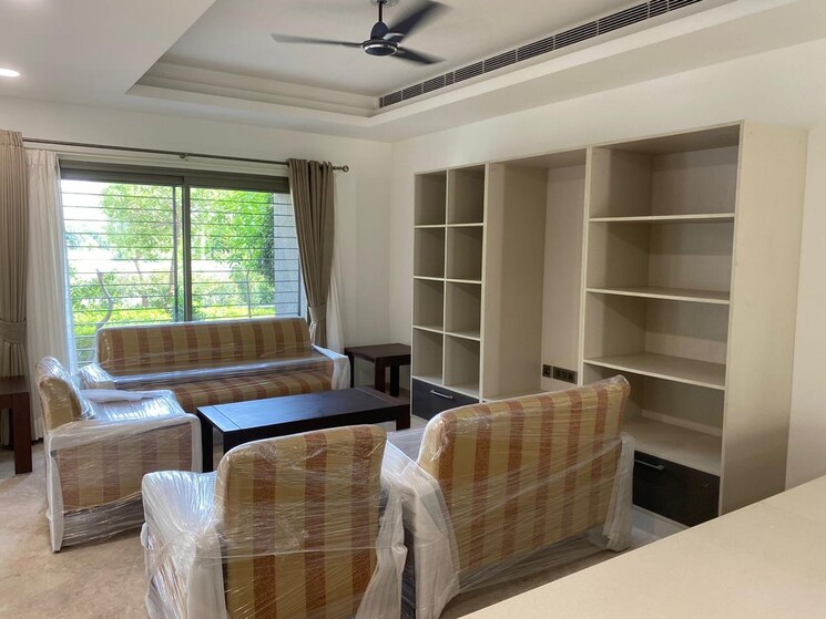 Kitchen, sobha-international-city-phase-2 5 Bedroom 7330 Sq.Ft. Villa In Sector 109 Gurgaon 8854137