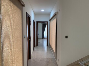 Building Lobby in 5 BHK Villa at Sobha International City Phase 2, Sector 109 – for Rent