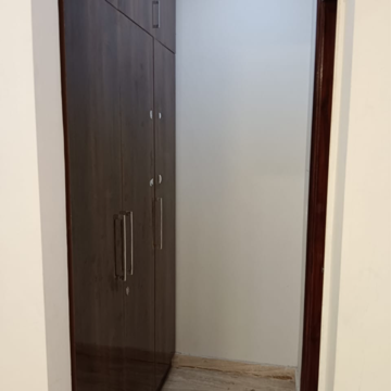 Building Lobby in 2 BHK Builder Floor at RWA Apartments Sector 108, Sector 108 – for Rent