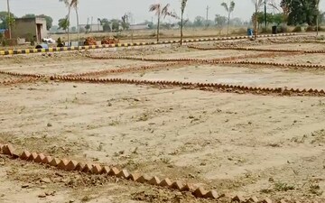 Plot For Sale in Yamuna Expressway