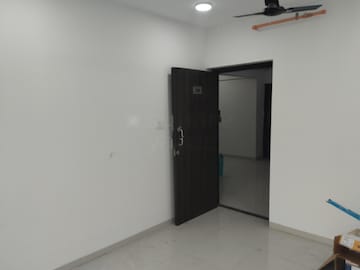 1 BHK Apartment For Rent in UK Iridium, Kandivali East