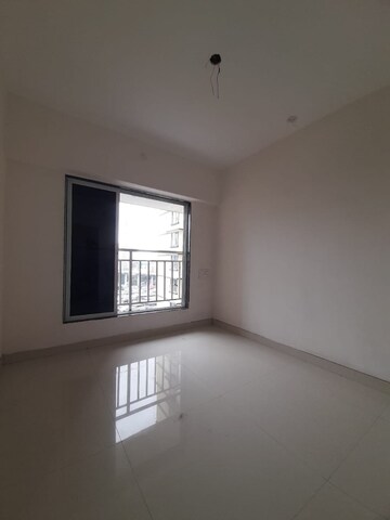Room in 1 BHK Apartment at DGS Sheetal Tapovan, Malad East – for Rent