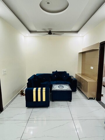 2 BHK Builder Floor For Rent in Sector 127