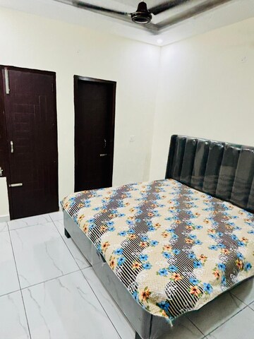 Bedroom in 2 BHK Builder Floor at Sector 127 – for Rent