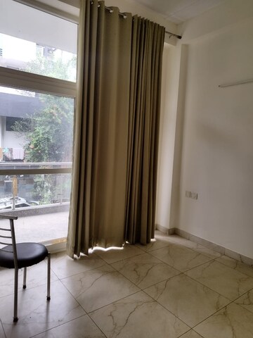 Building Lobby in 3 BHK Builder Floor at Vipul World Floors, Sector 48 – for Rent