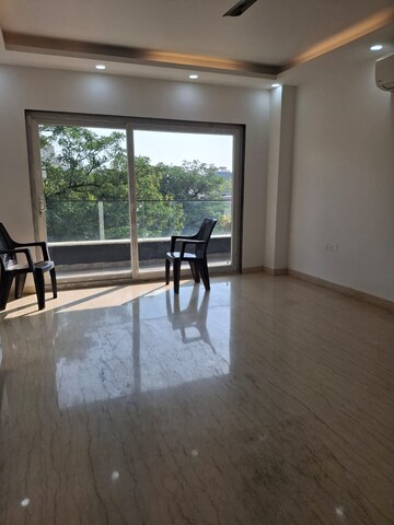 Gym in 4 BHK Builder Floor at Sushant Lok I – for Sale