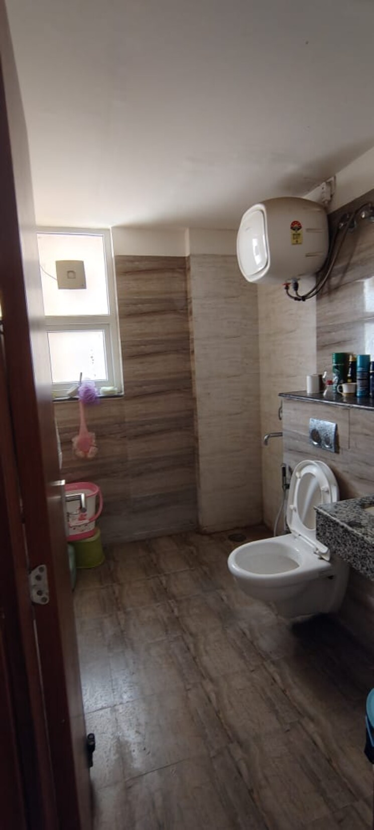 Bathroom, rps-auria 3 Bedroom 1565 Sq.Ft. Apartment In Sector 88 Faridabad 8851376