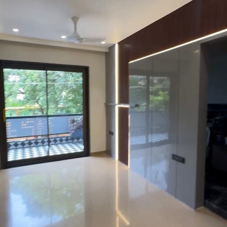 Room, uppal-southend 4 Bedroom 3400 Sq.Ft. Builder Floor In Sector 49 Gurgaon 8854379