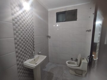 Master Bedroom in 2 BHK Builder Floor at Mansarover Garden – for Rent