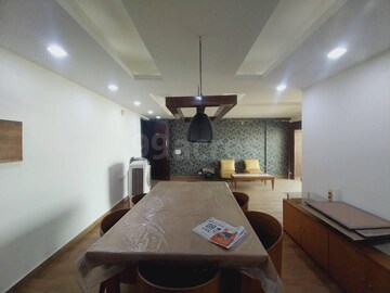 Team Area in 4 BHK Apartment at Spr Imperial Estate, Sector 82 – for Sale