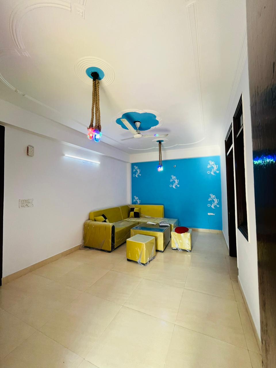 1 BHK + Extra Room Apartment For Rent in Saket