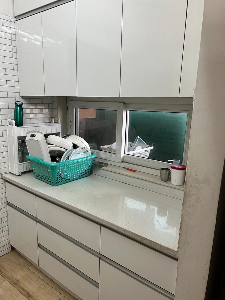 Kitchen, puri-the-pranayam 4 Bedroom 3080 Sq.Ft. Apartment In Sector 82 Faridabad 8854441