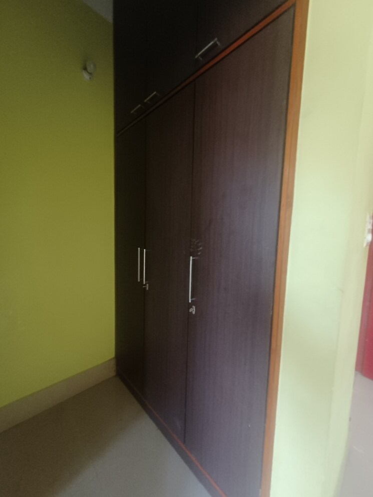 Room, dispur 3 Bedroom 1600 Sq.Ft. Independent House In Dispur Guwahati 8854491