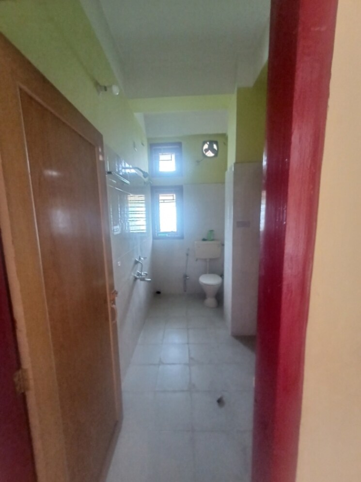 Bathroom, dispur 3 Bedroom 1600 Sq.Ft. Independent House In Dispur Guwahati 8854491