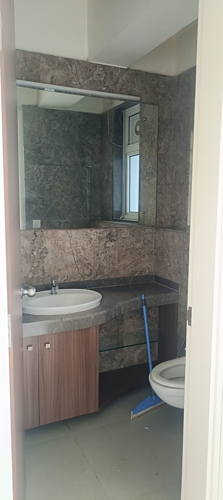 Bathroom, lnt-crescent-bay-t5 3 Bedroom 1600 Sq.Ft. Apartment In Parel Mumbai 8854492