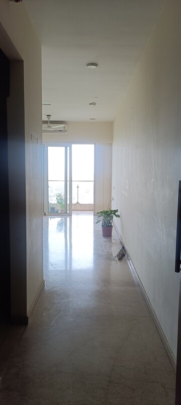 Room in 3 BHK Apartment at LnT Crescent Bay T5, Parel – for Rent