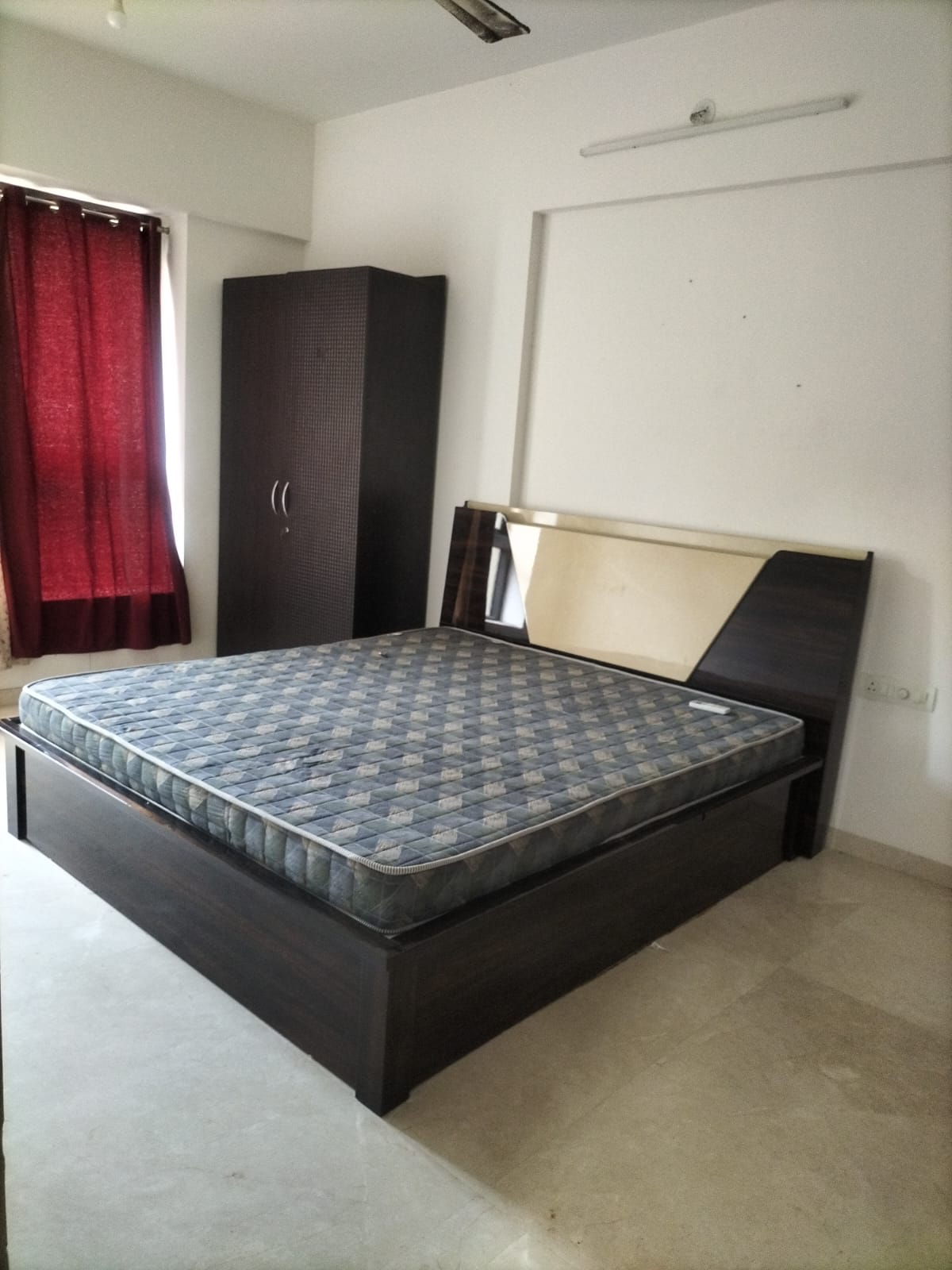 3 BHK Apartment For Rent in Shapoorji Pallonji Vicinia