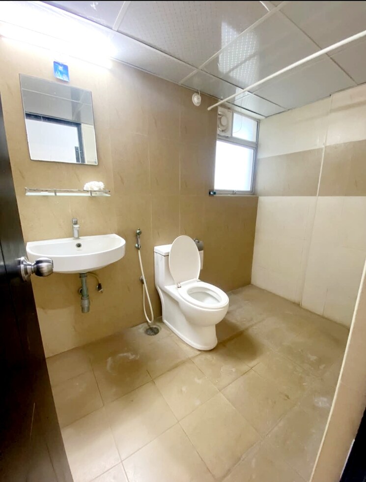 Bathroom, murali nagar 3 Bedroom 1600 Sq.Ft. Apartment In Murali Nagar Vizag 8854524