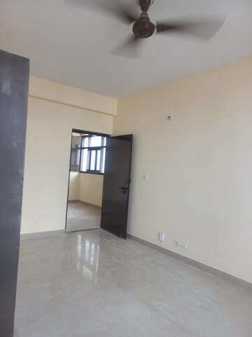 Room in 2 BHK Apartment at Omaxe City - Omaxe Heights, Sector 97 – for Rent