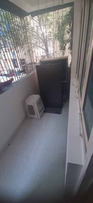 Master Bedroom in 2 BHK Apartment at Parisham Apartment, Dadar East – for Rent