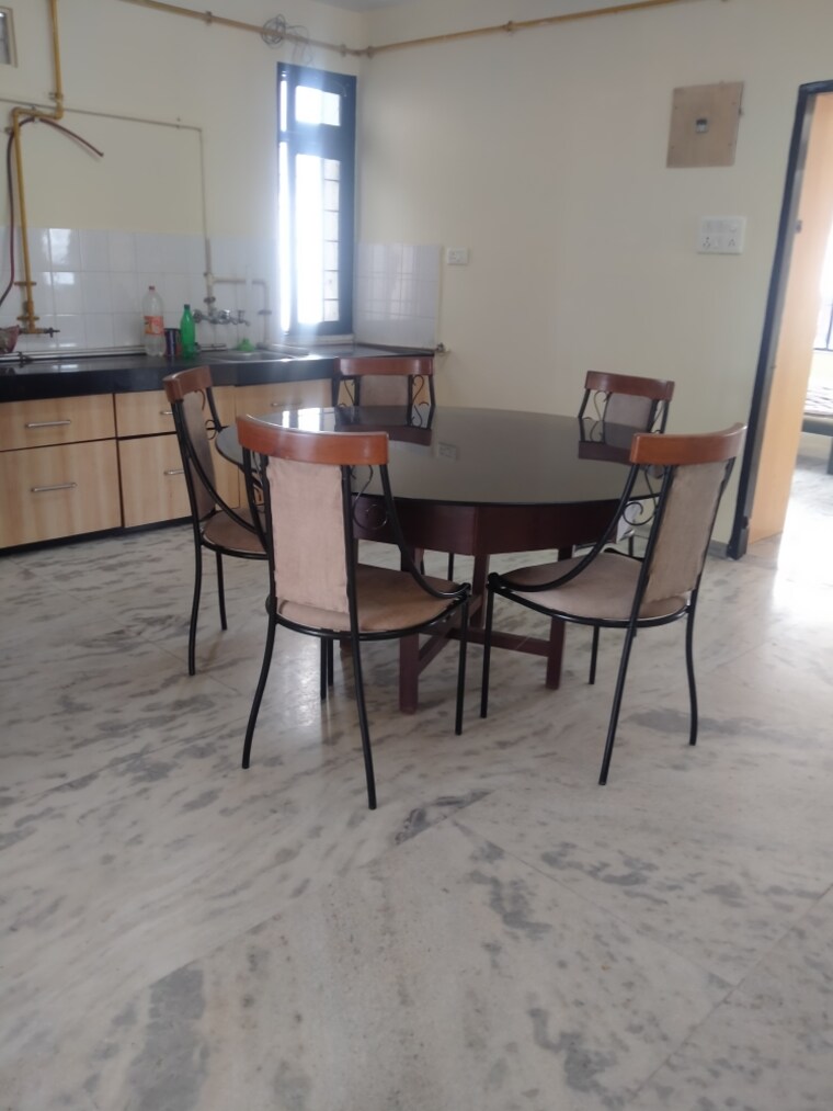 Living Room, parley point 3 Bedroom 1700 Sq.Ft. Apartment In Parley Point Surat 8854535