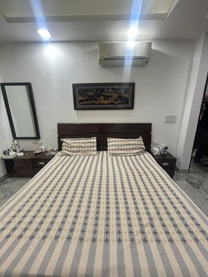 Bedroom in 3 BHK Apartment at DLF City Phase IV, Dlf Phase iv – for Sale